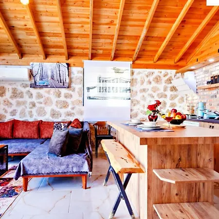 Saribelen Village Luxury 别墅
